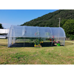 Serre de jardin avec ouvertures latérales Serre de jardin avec ouvertures latérales